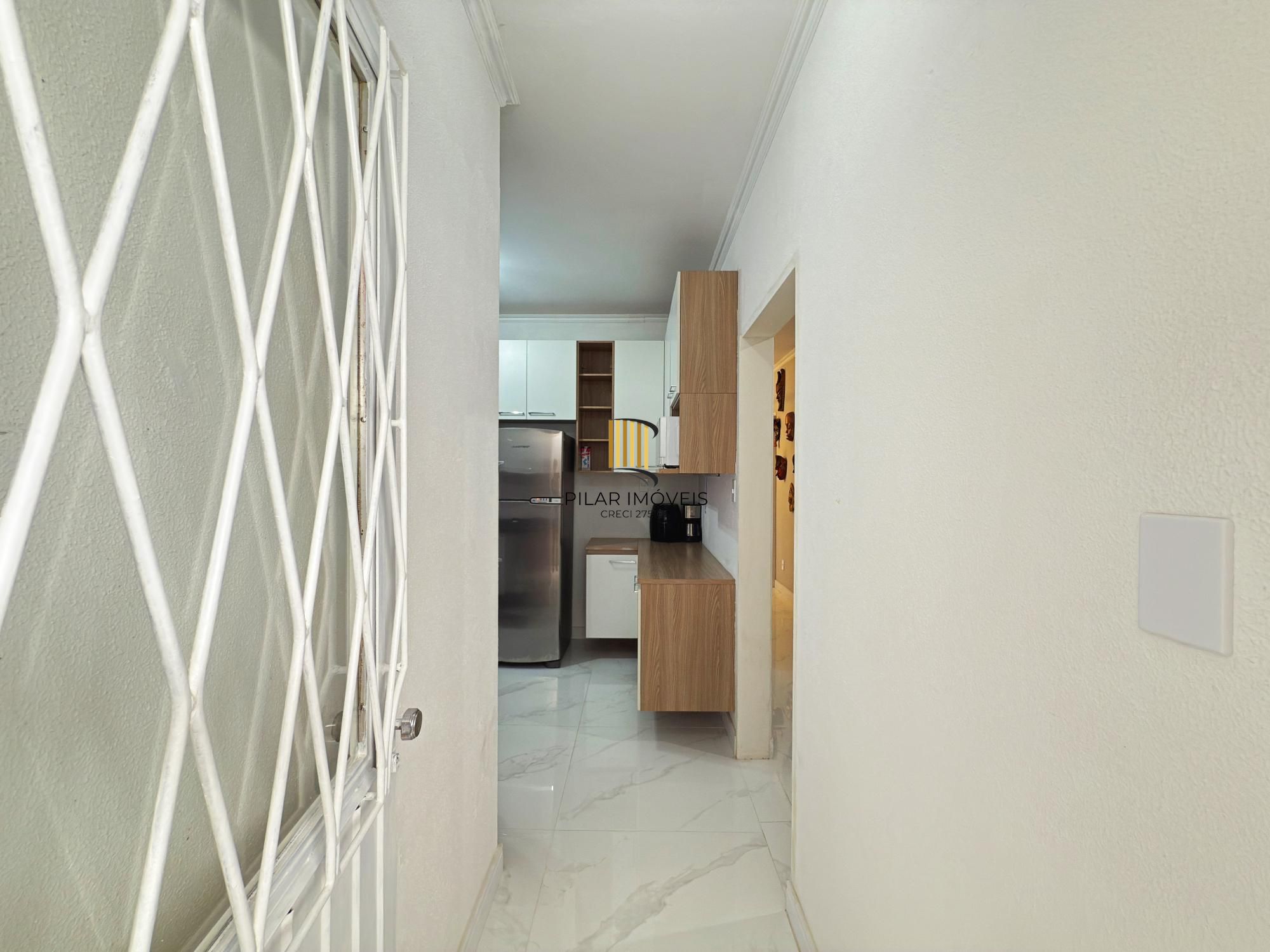 Casa 3 dormitórios no bairro Medianeira