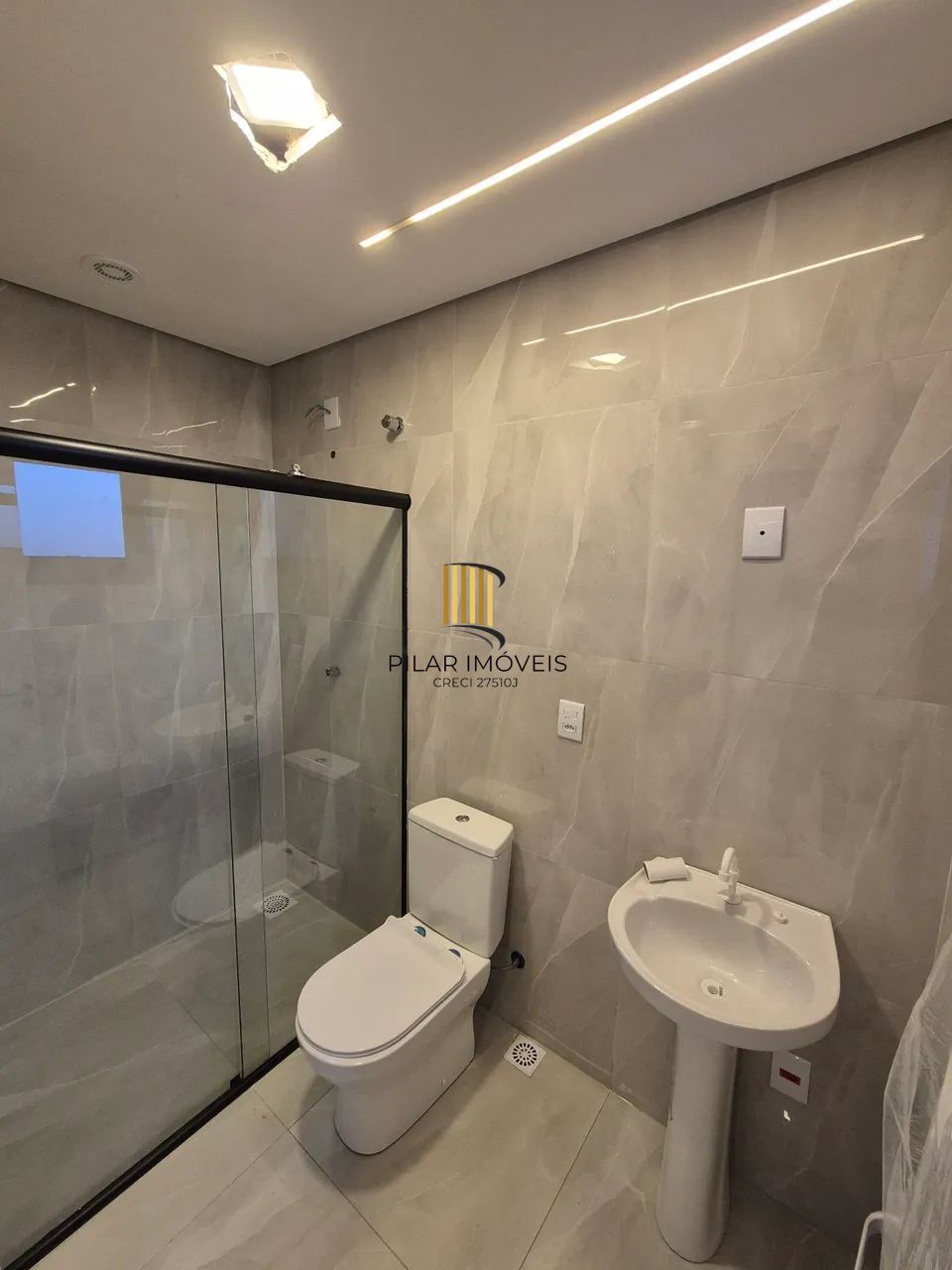 Casa 3 dormitórios no bairro Parque Ipiranga