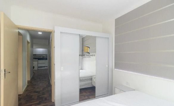 Apartamento na Azenha de 3 dormitórios térreo