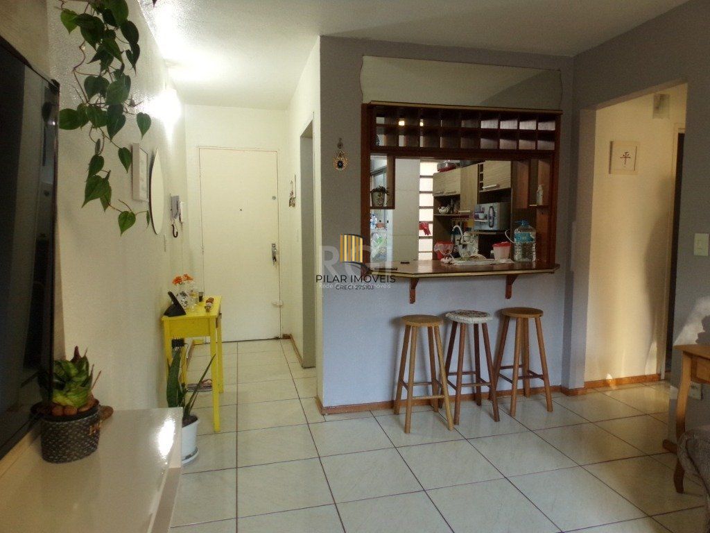 Apartamento de 02 dormitórios e vaga, na Antonio de Carvalho, no bairro Jardim Carvalho, em Porto Alegre, RS - Pilar Imóveis