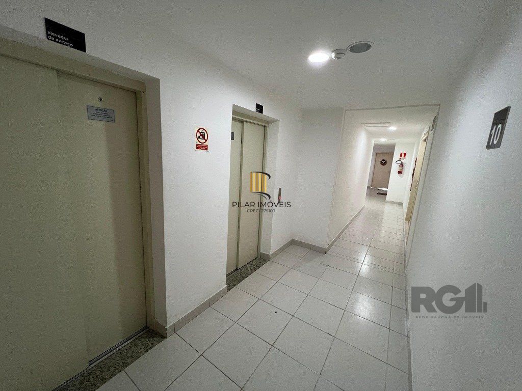 Apartamento no Teresópolis de 3 dormitórios e 2 vagas