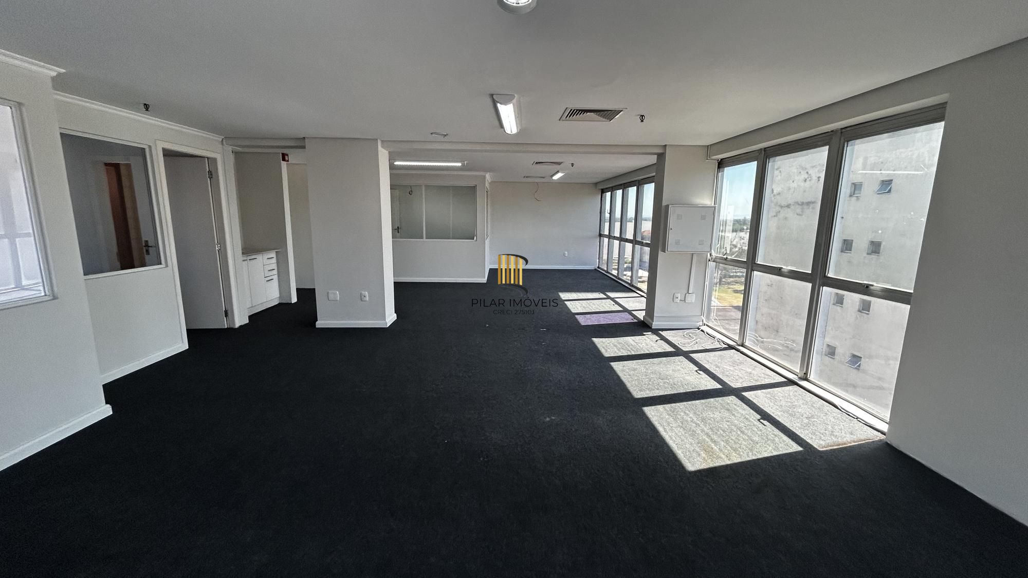 Sala Comercial 1 dormitório no bairro Centro Histórico