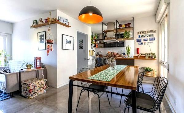 Apartamento na Cidade Baixa de 1 dormitório e dependência REFORMADO