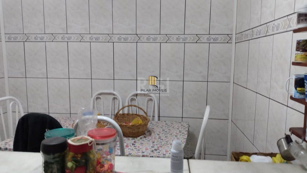 Casa para Venda - 90m², 3 dormitórios, sendo 1 suites, 1 vaga - Passo das Pedras