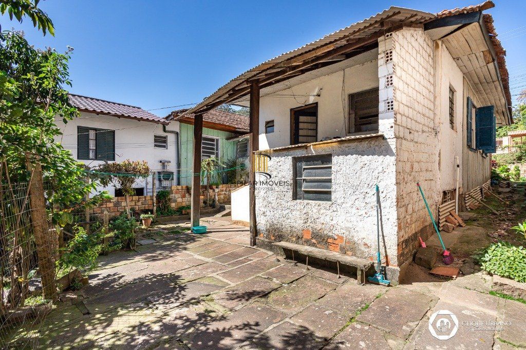 Casa para Venda  2 dormitórios, 1 vaga - Tristeza