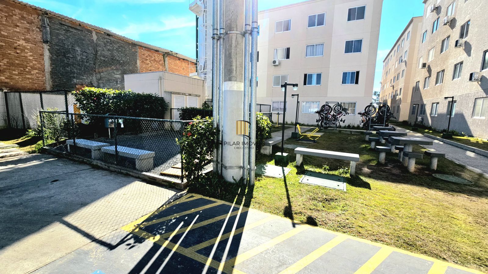 Apartamento no Sarandi de 2 dormitórios vaga* e infra