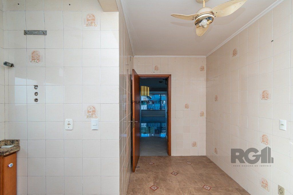 Cobertura no Cristo Redentor de 3 dormitórios e 2 vagas desocupado