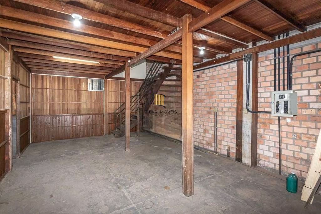 Galpão 2 dormitórios no bairro Navegantes