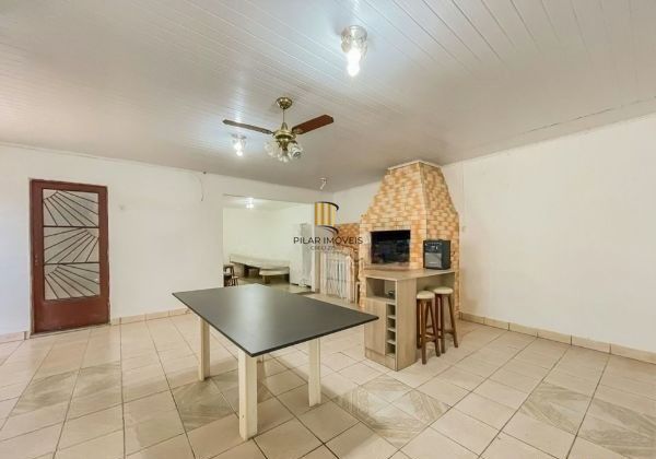 Casa no bairro Cavalhada de 3 dormitórios e 3 vagas