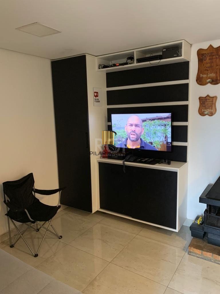 Apartamento JK para Venda - 25m², 0 dormitórios, 1 vaga - Glória