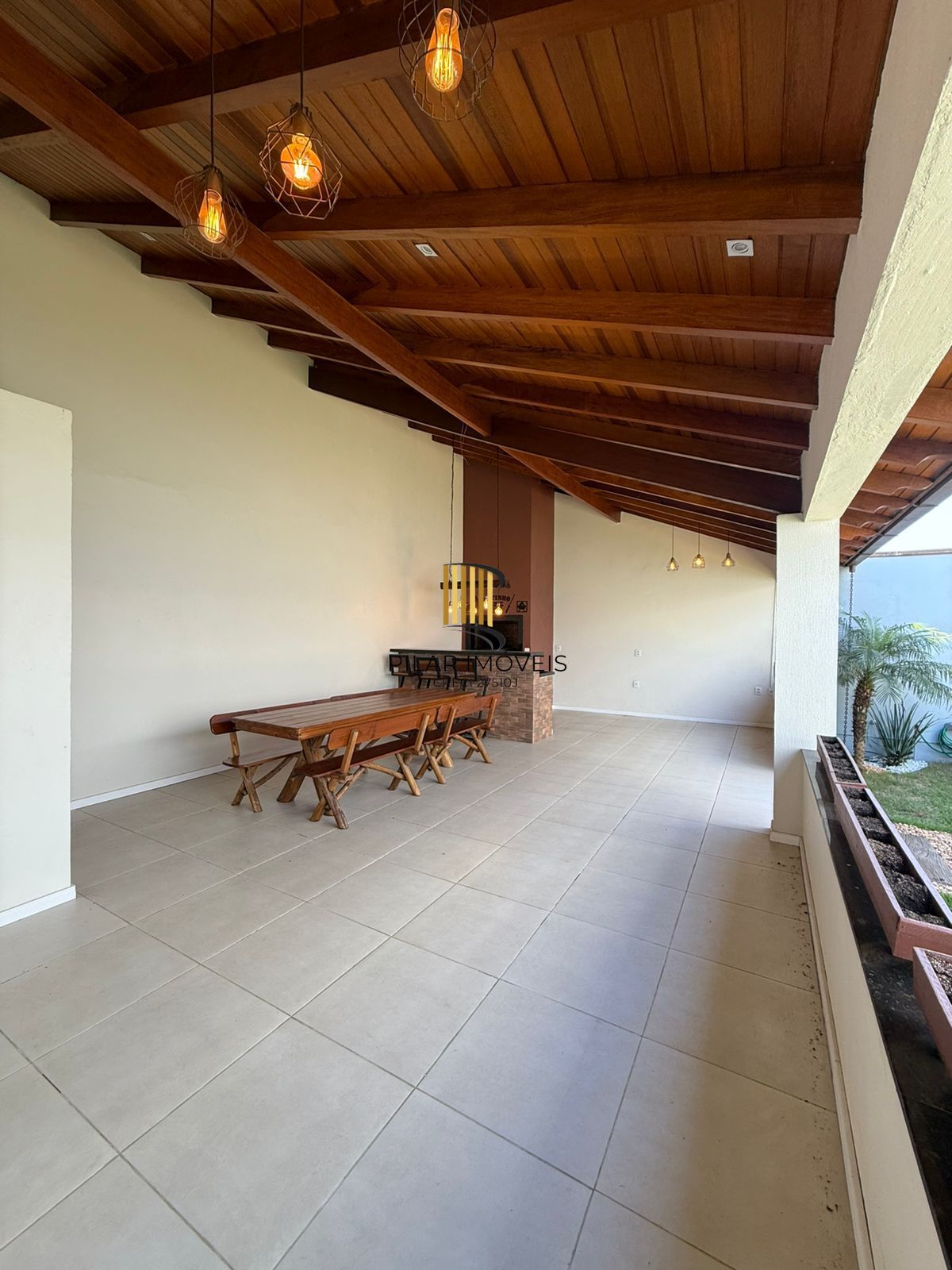 Casa 4 dormitórios no bairro Sumaré