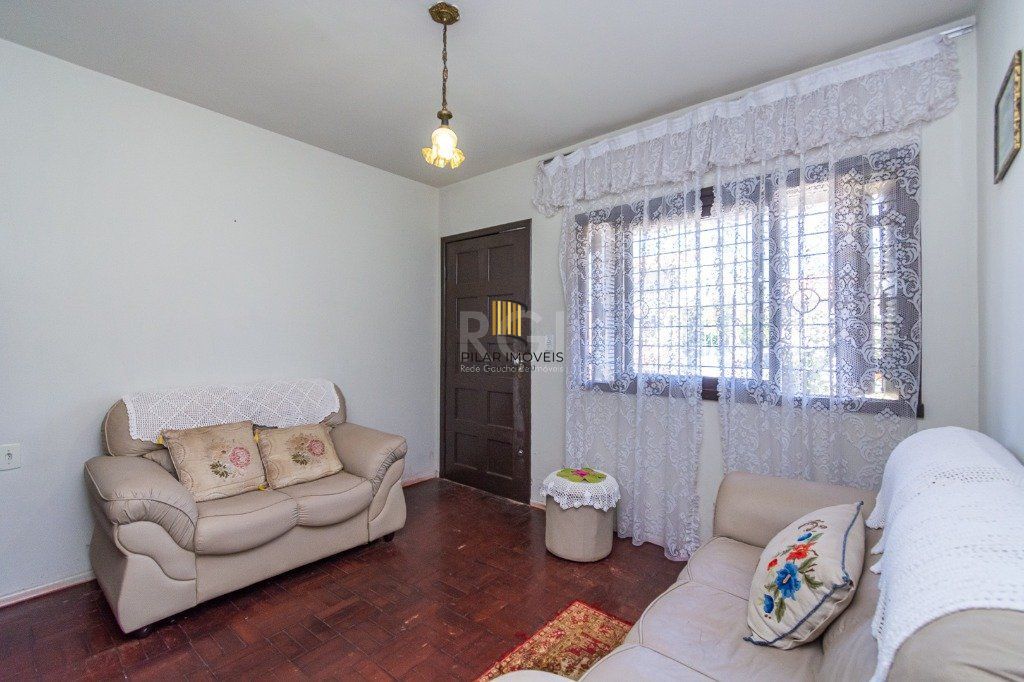 Casa de 3 dormitórios, 3 vagas