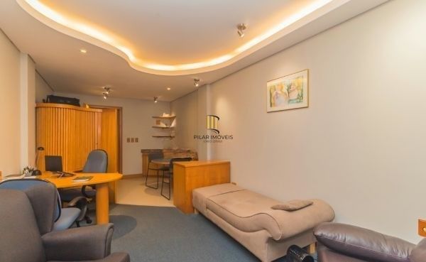 Sala comercial no bairro Petrópolis mobiliada