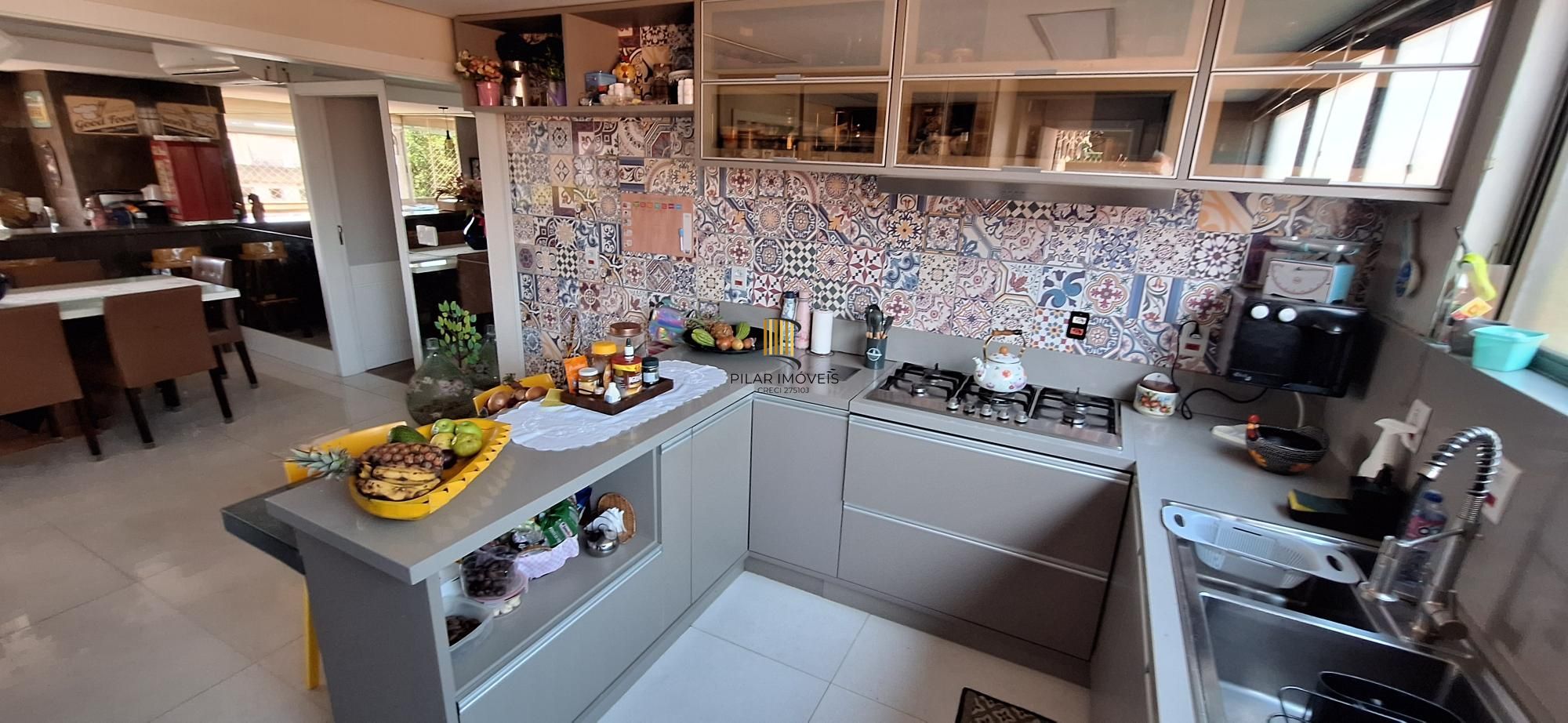 Exclusividade e Sofisticação: 3 Dormitórios em Endereço Nobre no Bairro Auxiliadora