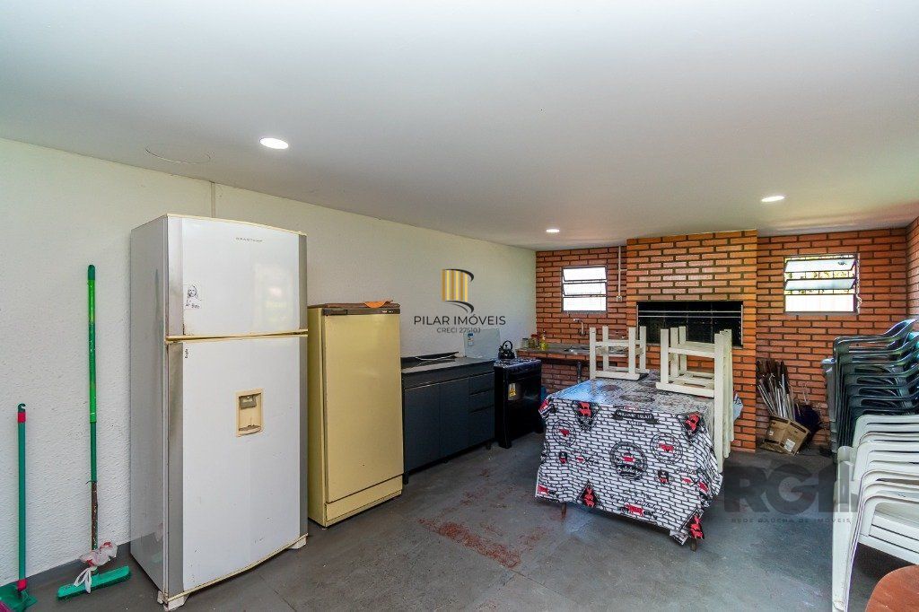 Apartamento 3 dormitórios com dependência com vaga na Medianeira