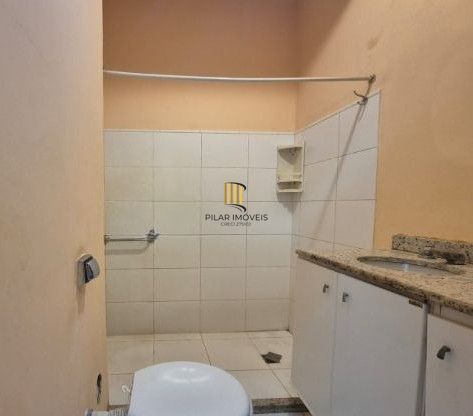 Apartamento no Centro de 2 dormitórios DESOCUPADO