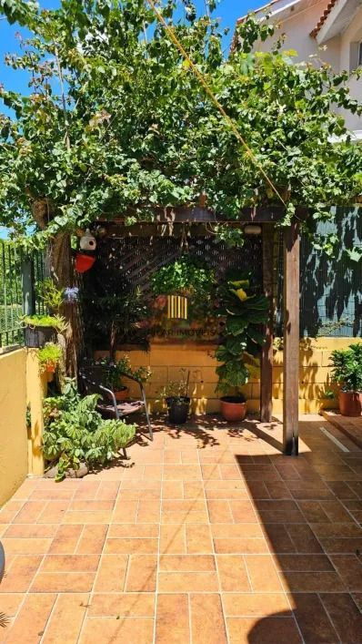 Casa de Condomínio 3 dormitórios no bairro Mário Quintana