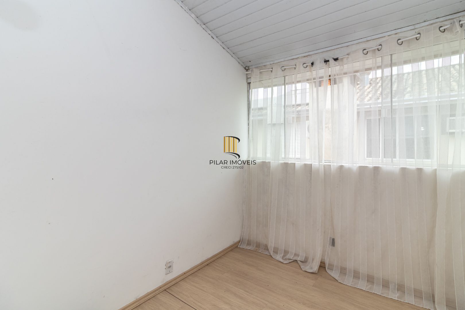 Casa de Condomínio 3 dormitórios no bairro Humaitá