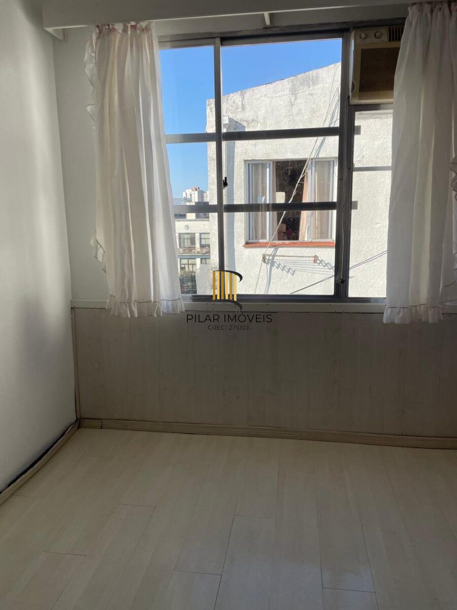 Apartamento JK no Centro semi mobiliado DESOCUPADO