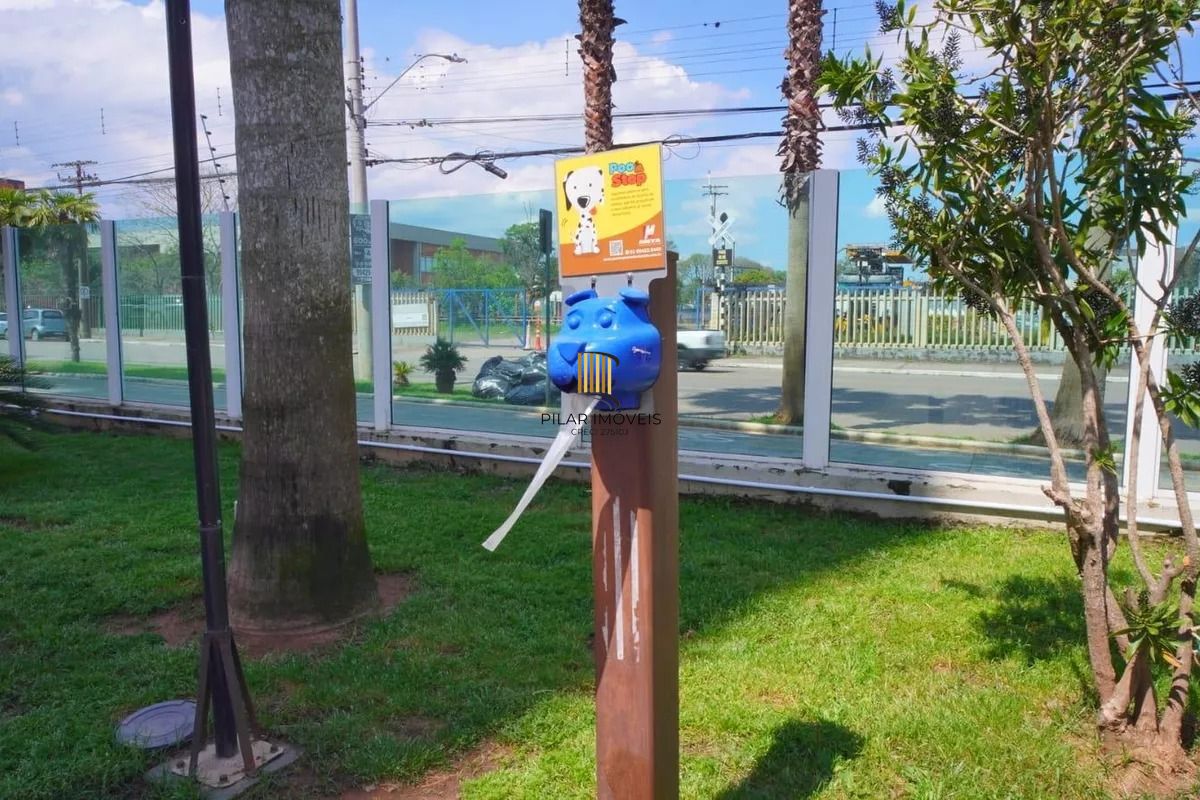 apartamento semi mobiliado Humaitá 2 dormitórios com vaga