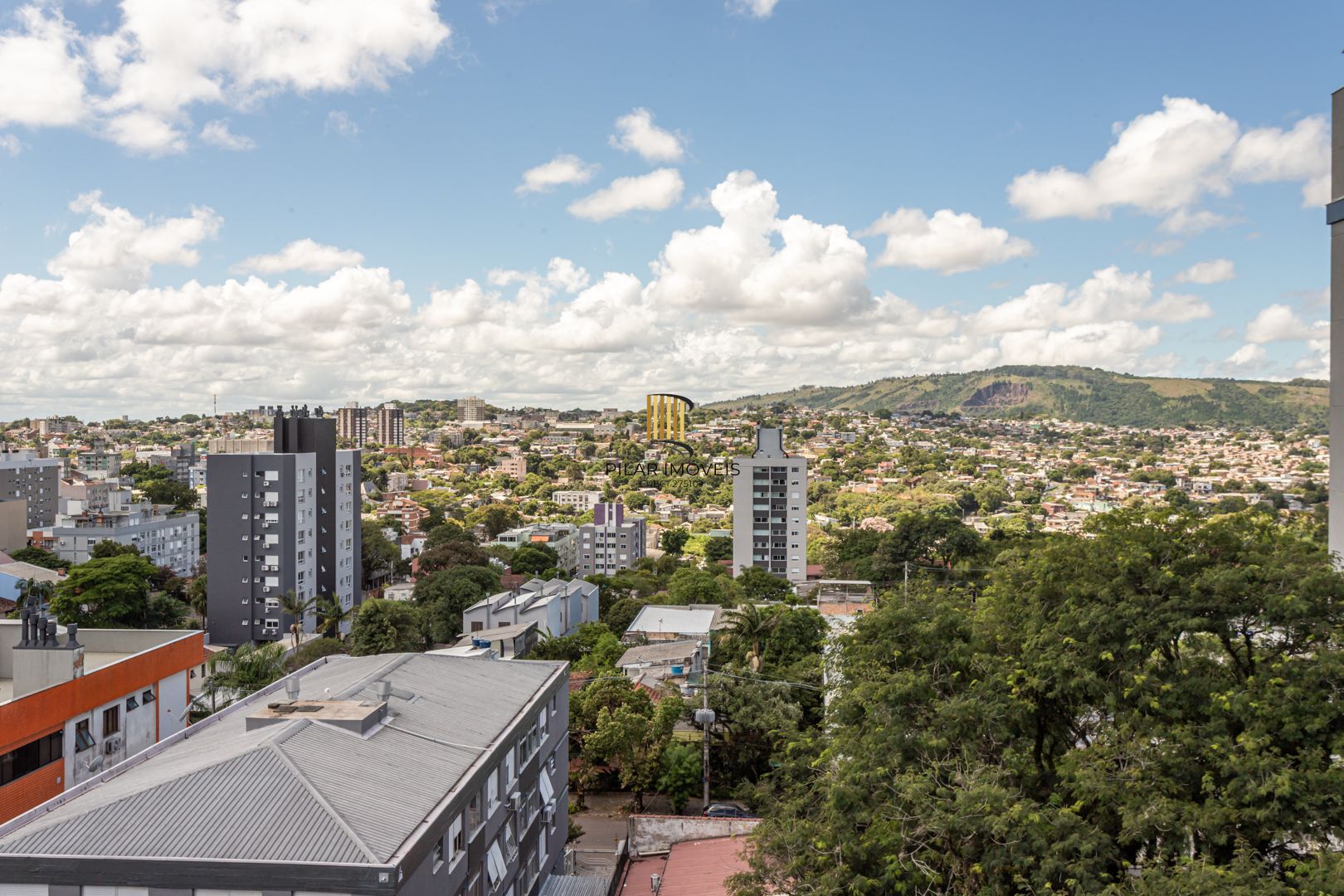 Cobertura no bairro Petrópolis de 3 dormitórios terraço e 2 vagas