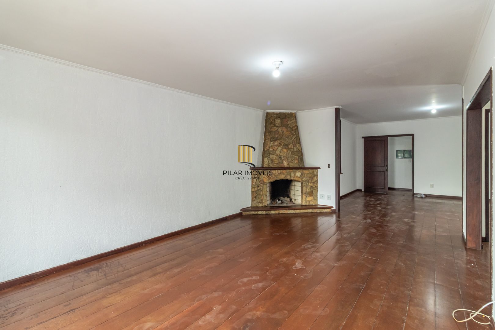 Casa no bairro Jardim Planalto de 3 dormitórios e 3 vagas