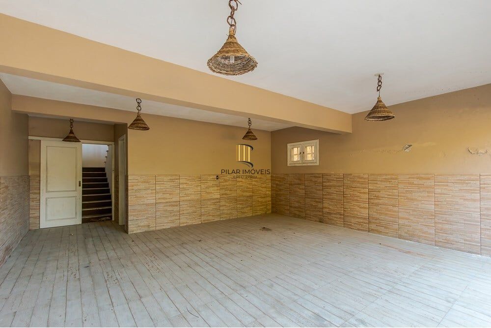 Casa de Condomínio com 3 Quartos à venda, 310m² - Vila Elsa