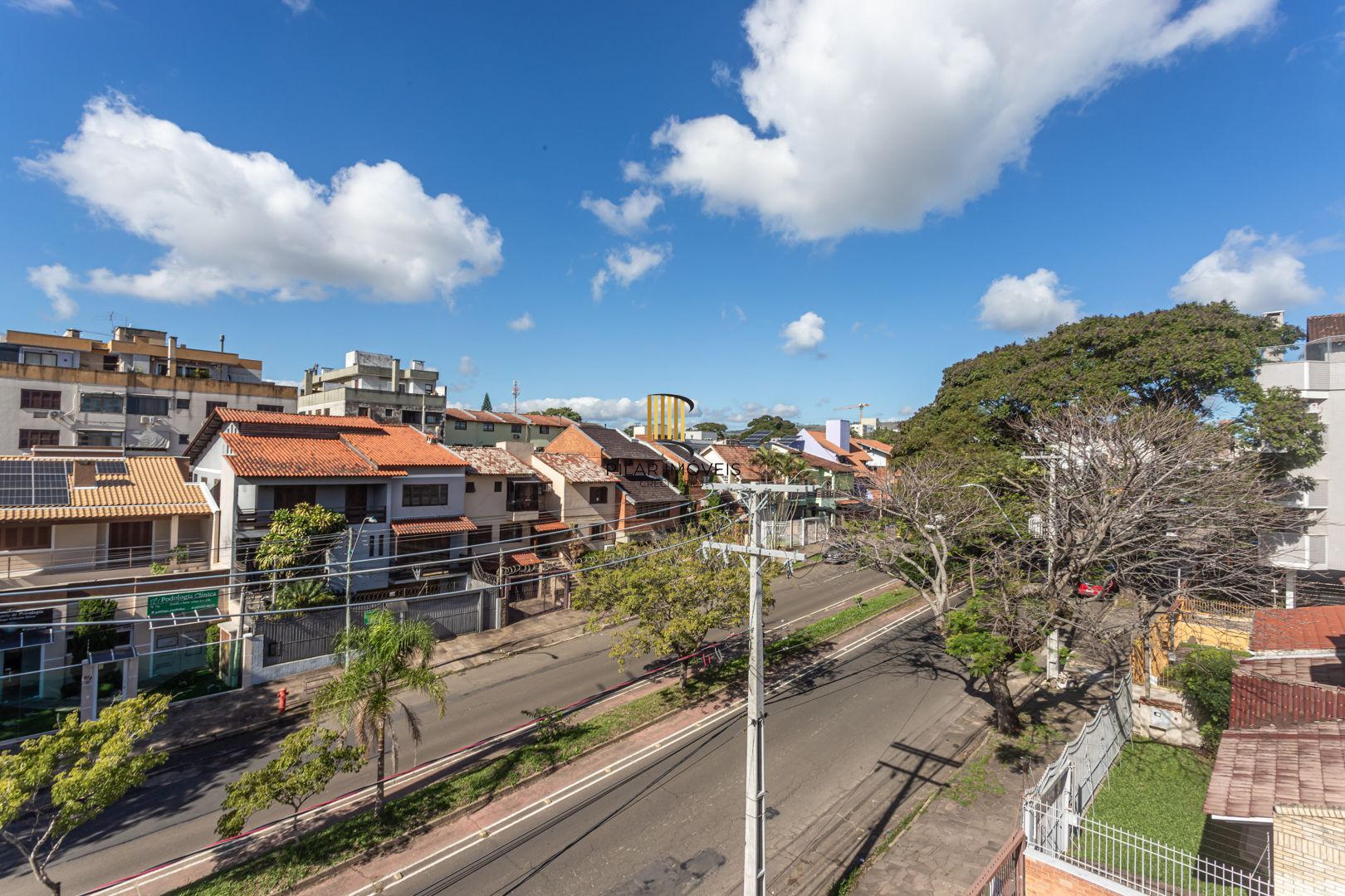 Cobertura no Jardim Planalto de 3 dormitórios e 2 vagas desocupada