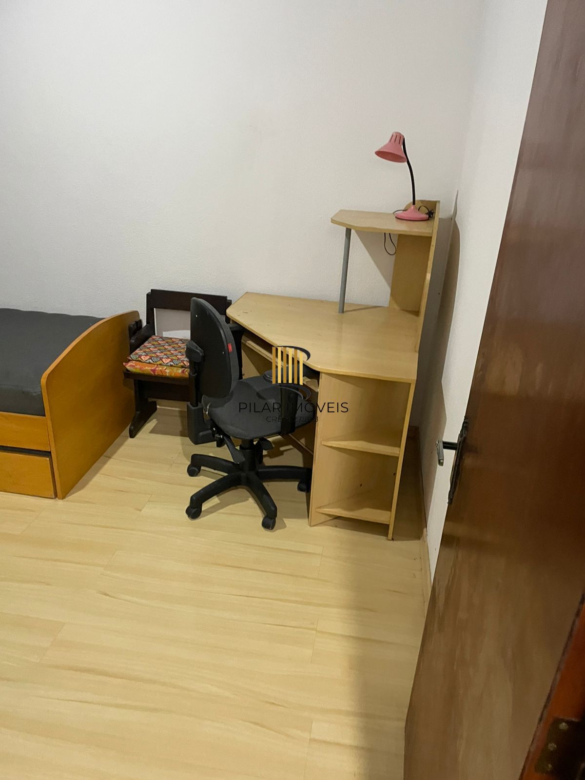 Casa em Condomínio no Jardim Ypu de 2 dormitórios e vaga DESOCUPADA