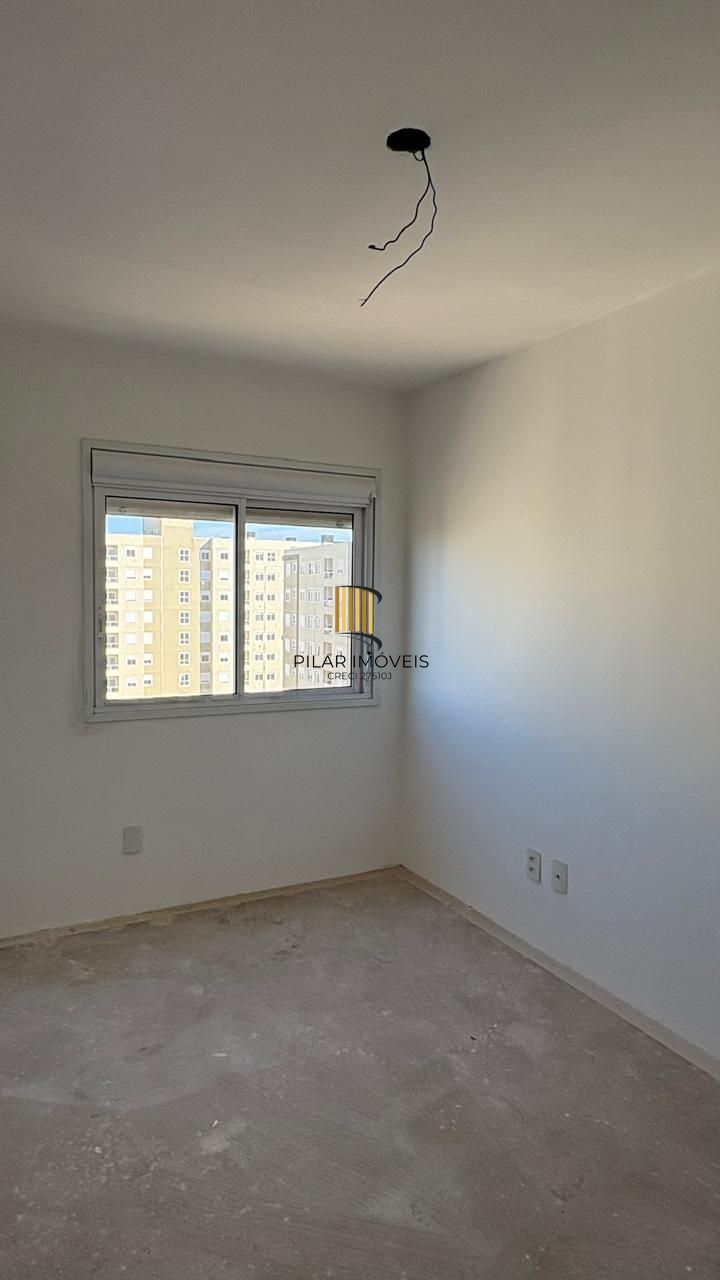 Apartamento de 2 dormitórios e vaga no Humaitá