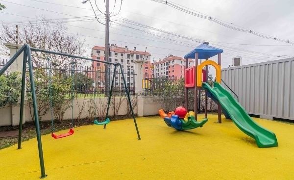 Apartamento no Sarandi de 2 dormitórios vaga e infra