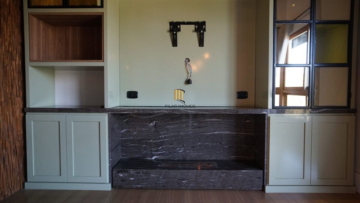 Cobertura no bairro Lago Negro em Gramado de 3 dormitórios e vaga