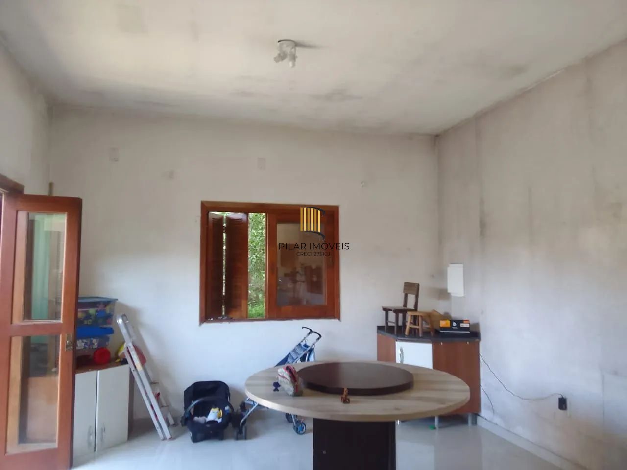 Casa 4 dormitórios no bairro Maringá