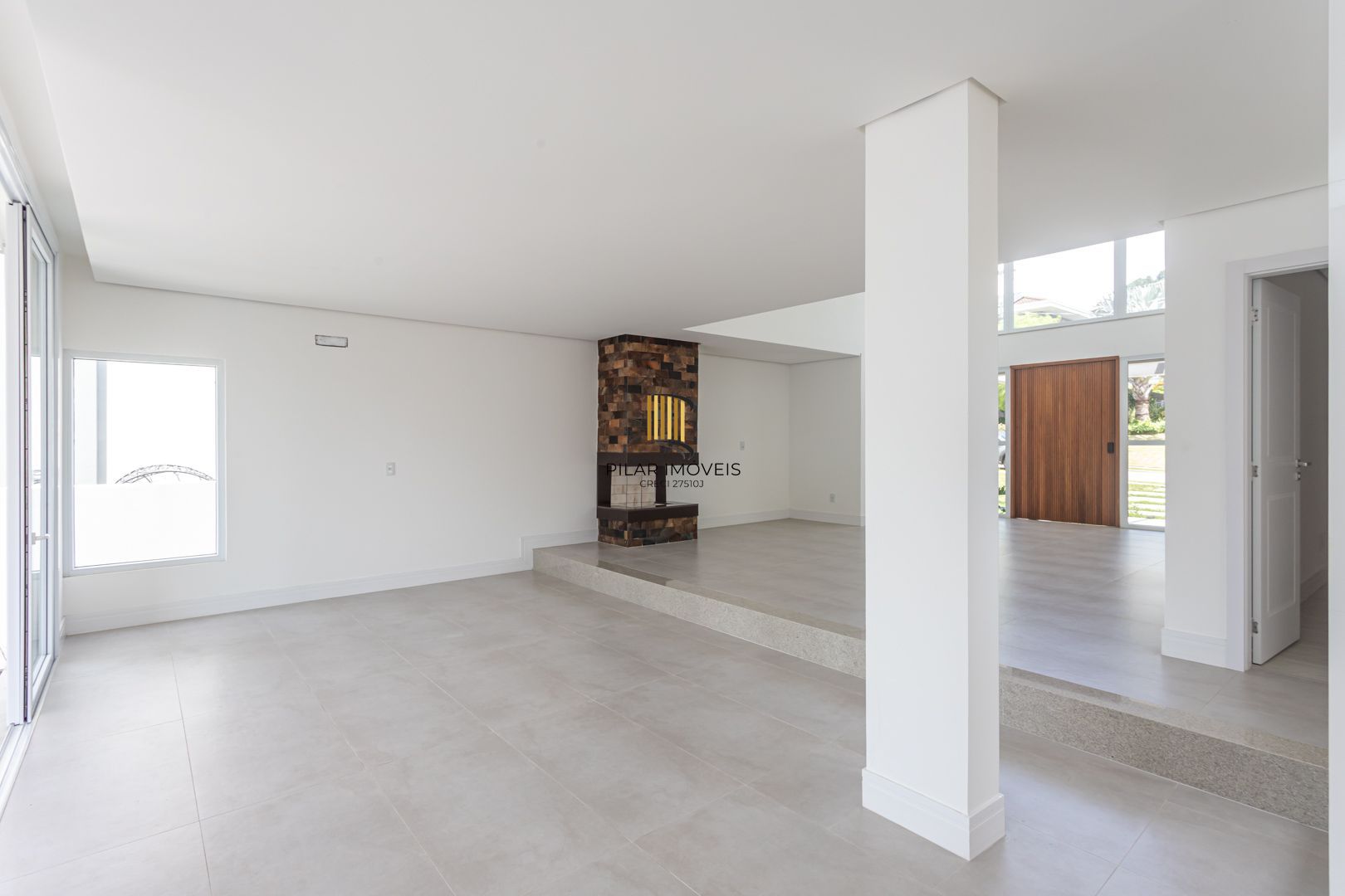 Casa de Condomínio 4 dormitórios no bairro Vila Nova