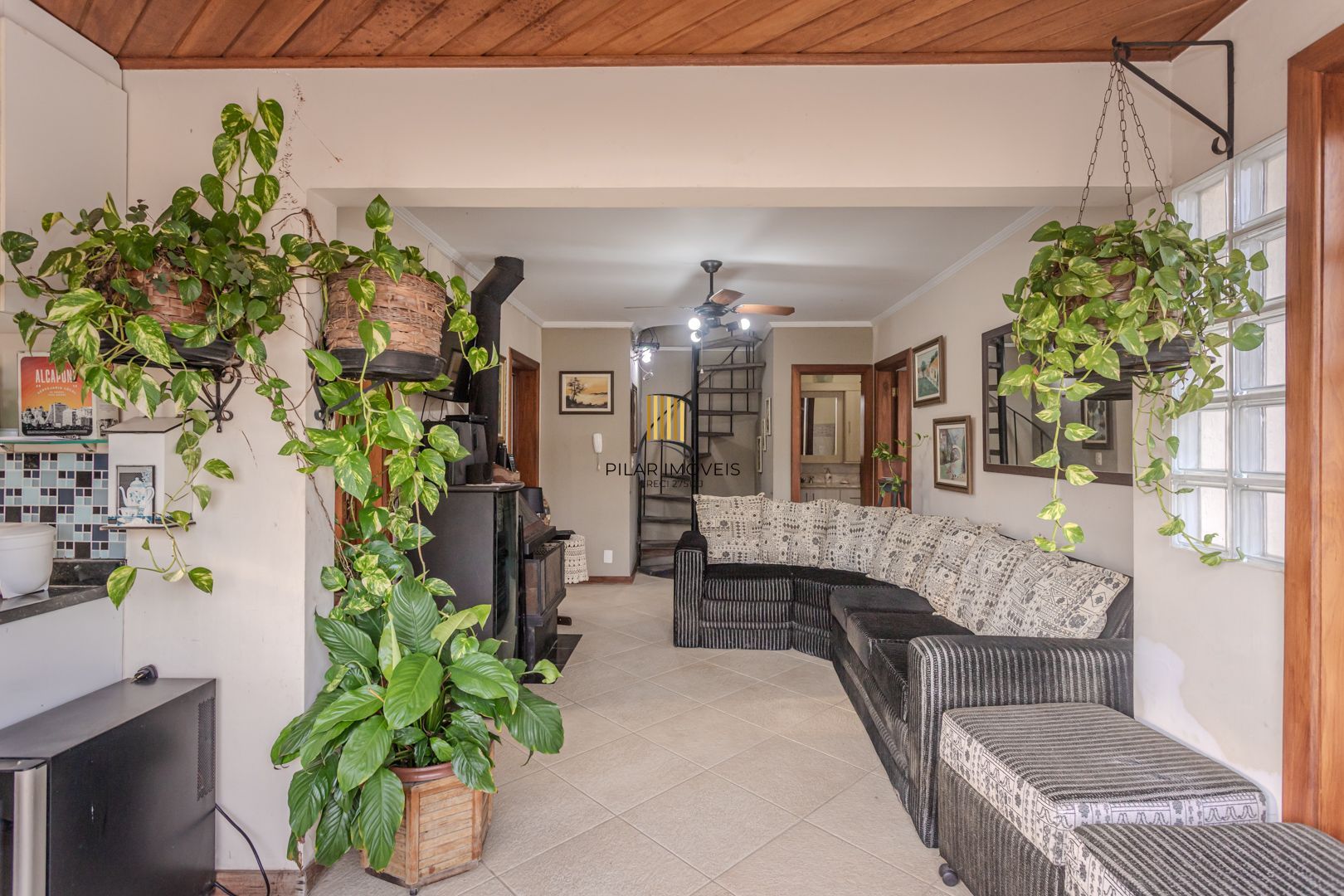 Cobertura no Menino Deus de 3 dormitórios e vaga