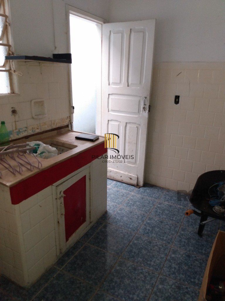 Casa 4 Dormitório(s) Bairro Santana