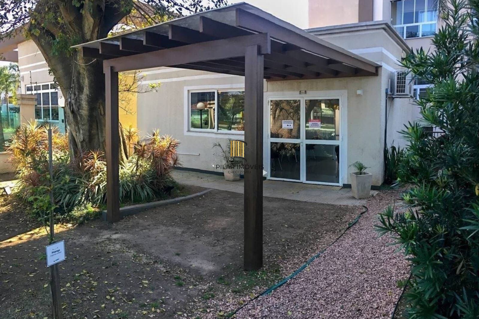 Excelente 2 dormitórios com sacada e churrasqueira