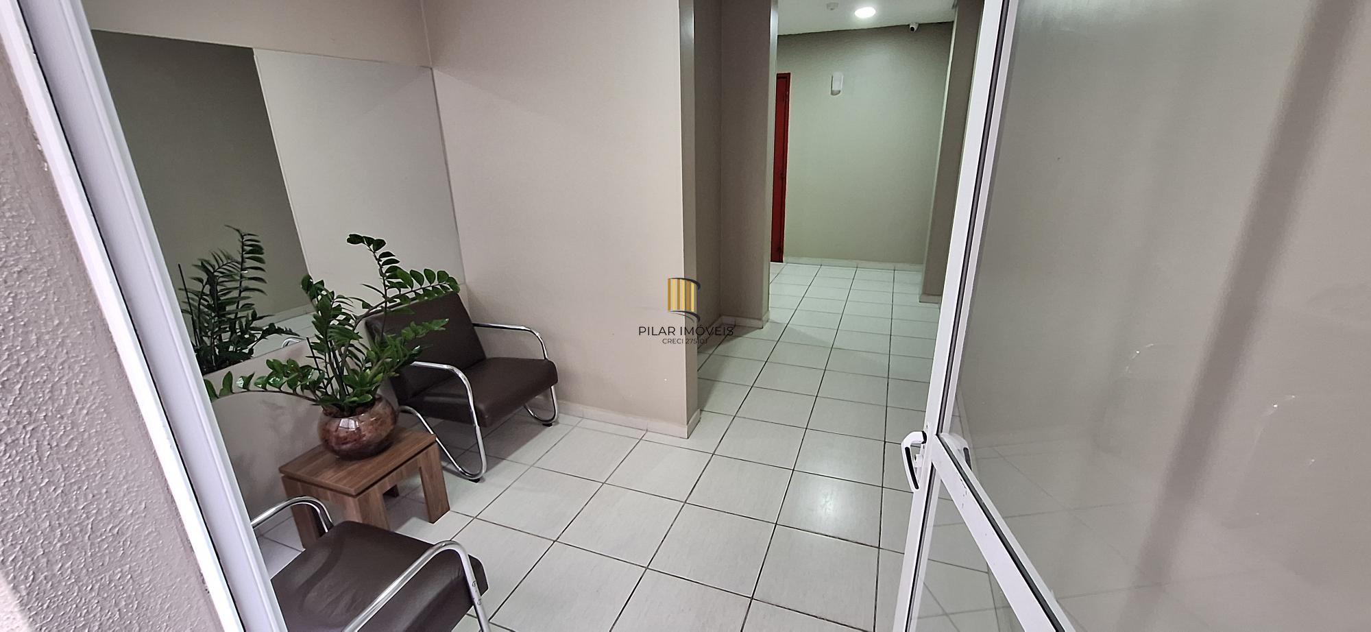 Apartamento 2 Dorm. suíte c/ Closet na Azenha