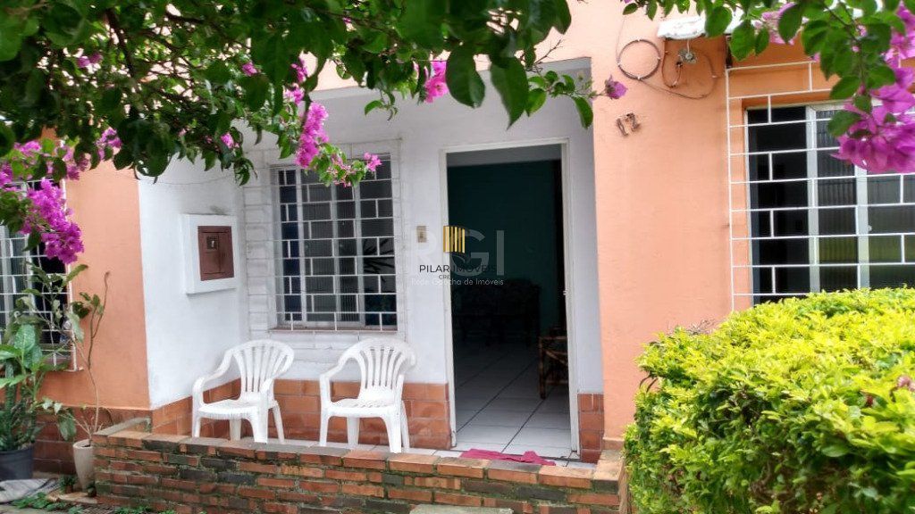 Casa para Venda - 90m², 3 dormitórios, sendo 1 suites, 1 vaga - Passo das Pedras