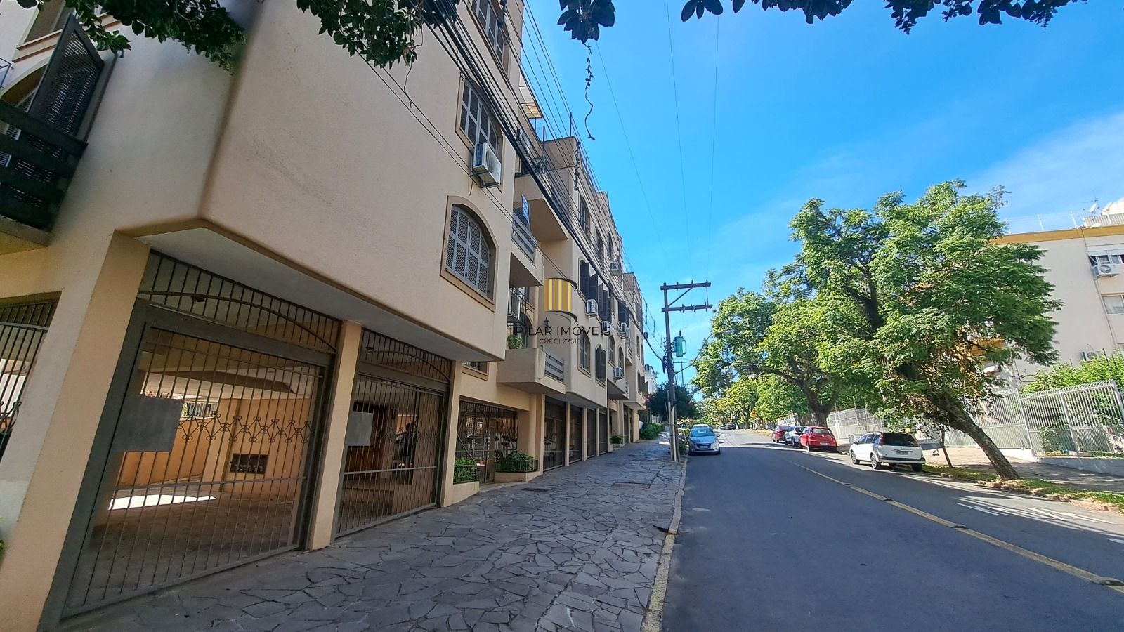 Cobertura no bairro Cristal de 3 dormitórios e 2 vagas
