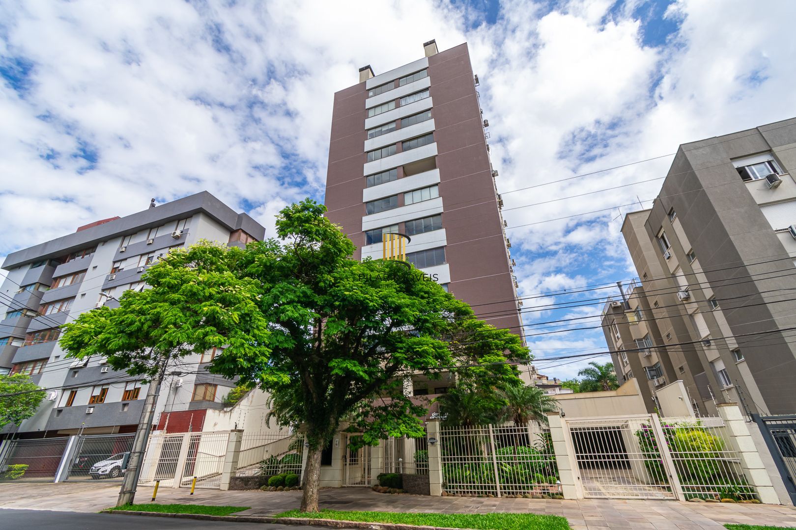 Apartamento impecável, finamente decorado, entrar e morar!
