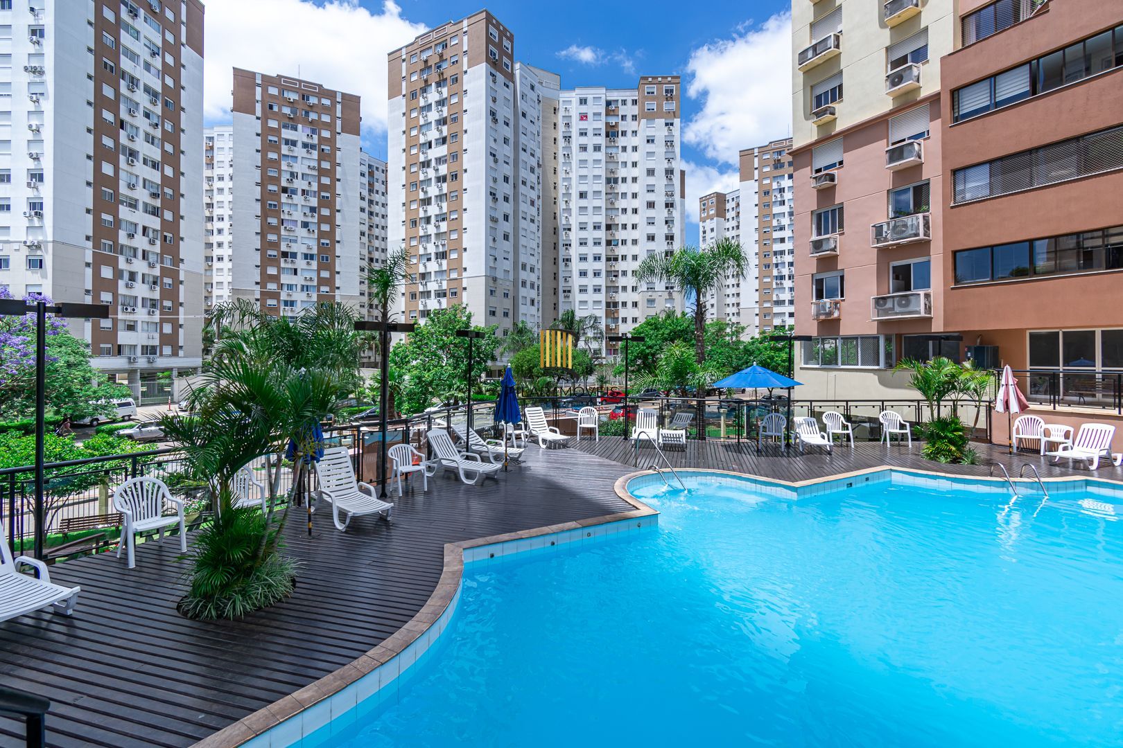 Apartamento 3 dormitórios no bairro Vila Ipiranga