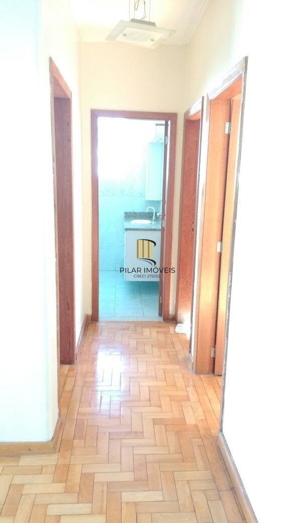 Apartamento de 2 dormitórios no bairro Santana