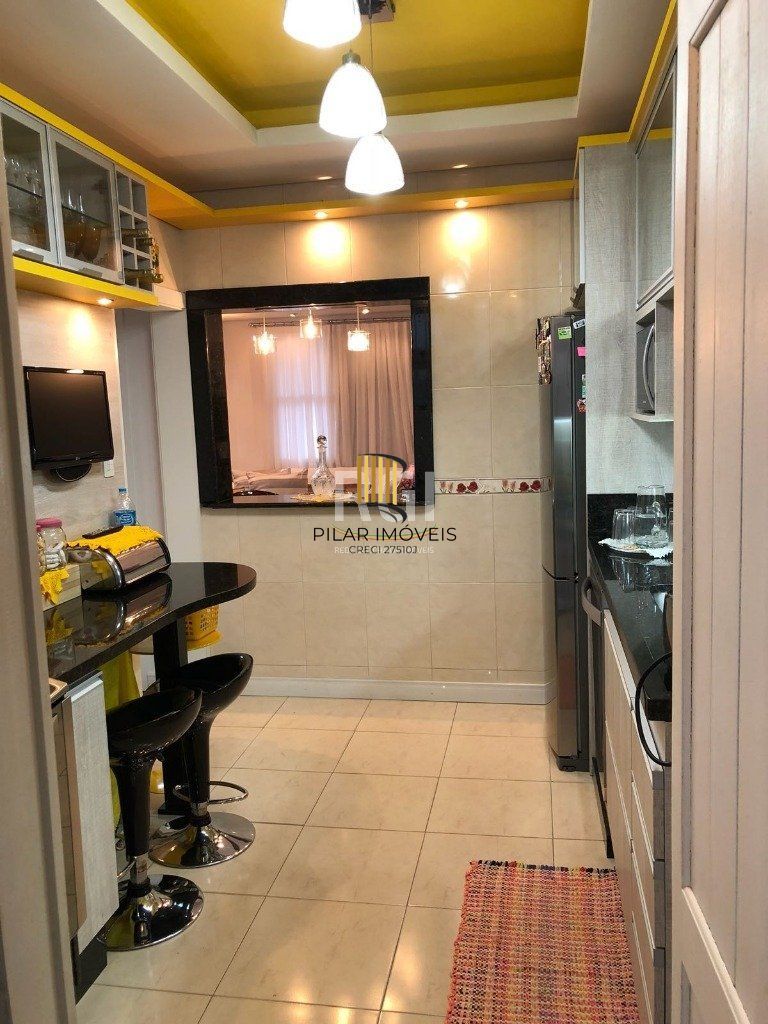 Apartamento para Venda - 80m², 2 dormitórios, 1 vaga - Menino Deus