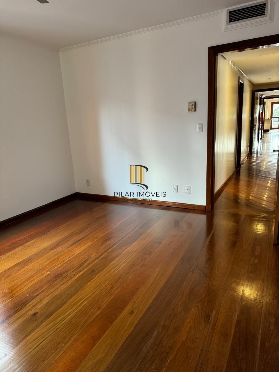 Apartamento 3 dormitórios no bairro Petrópolis