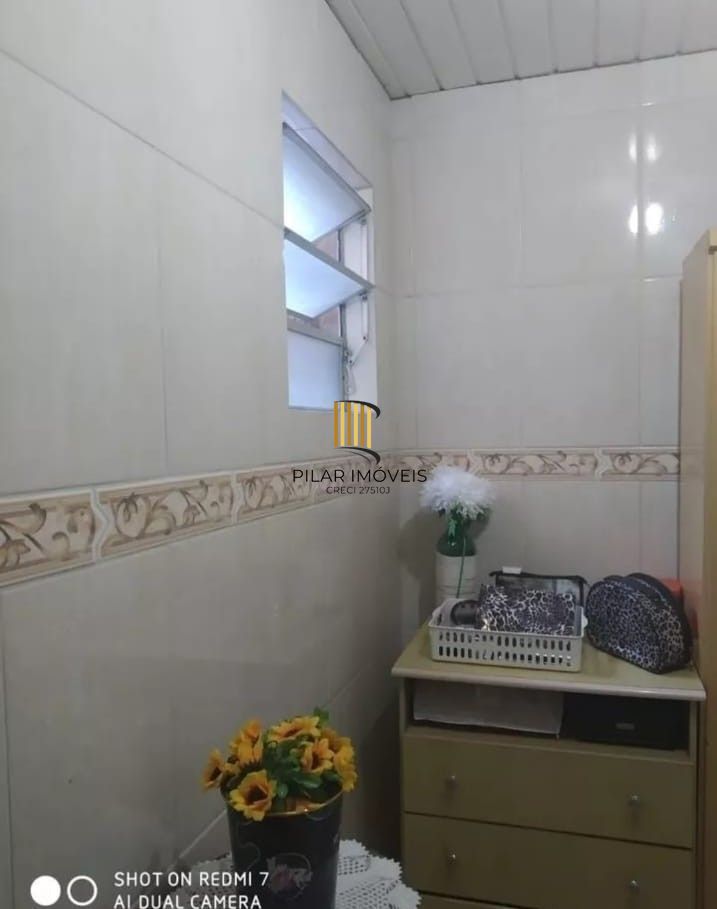 Casa 4 dormitórios no bairro Jardim Algarve