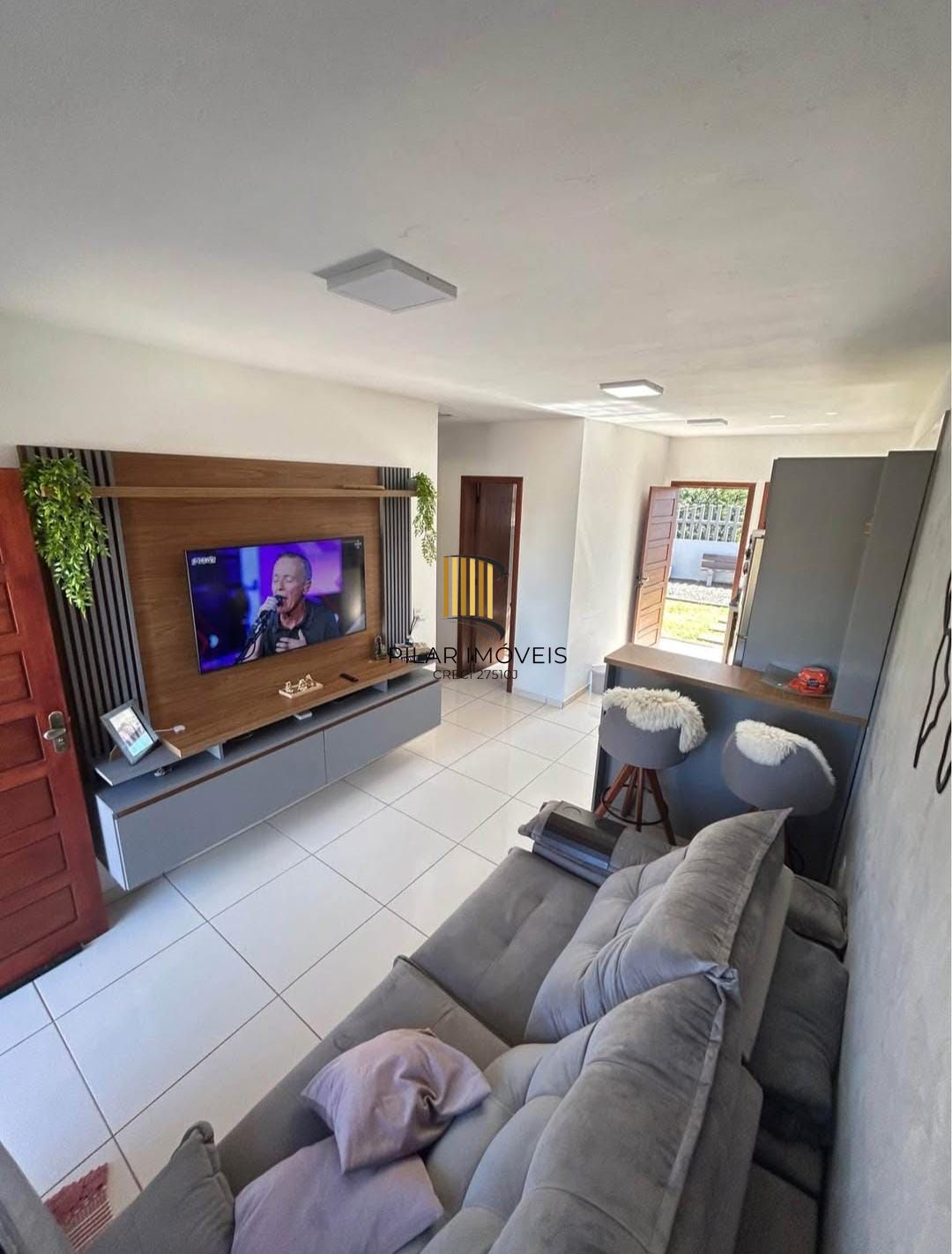 Casa 2 dormitórios no bairro Sítio Paquetá (Itacolomi)