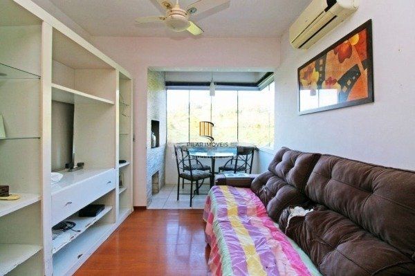 Apartamento no Nonoai de 2 dormitórios vaga e infra