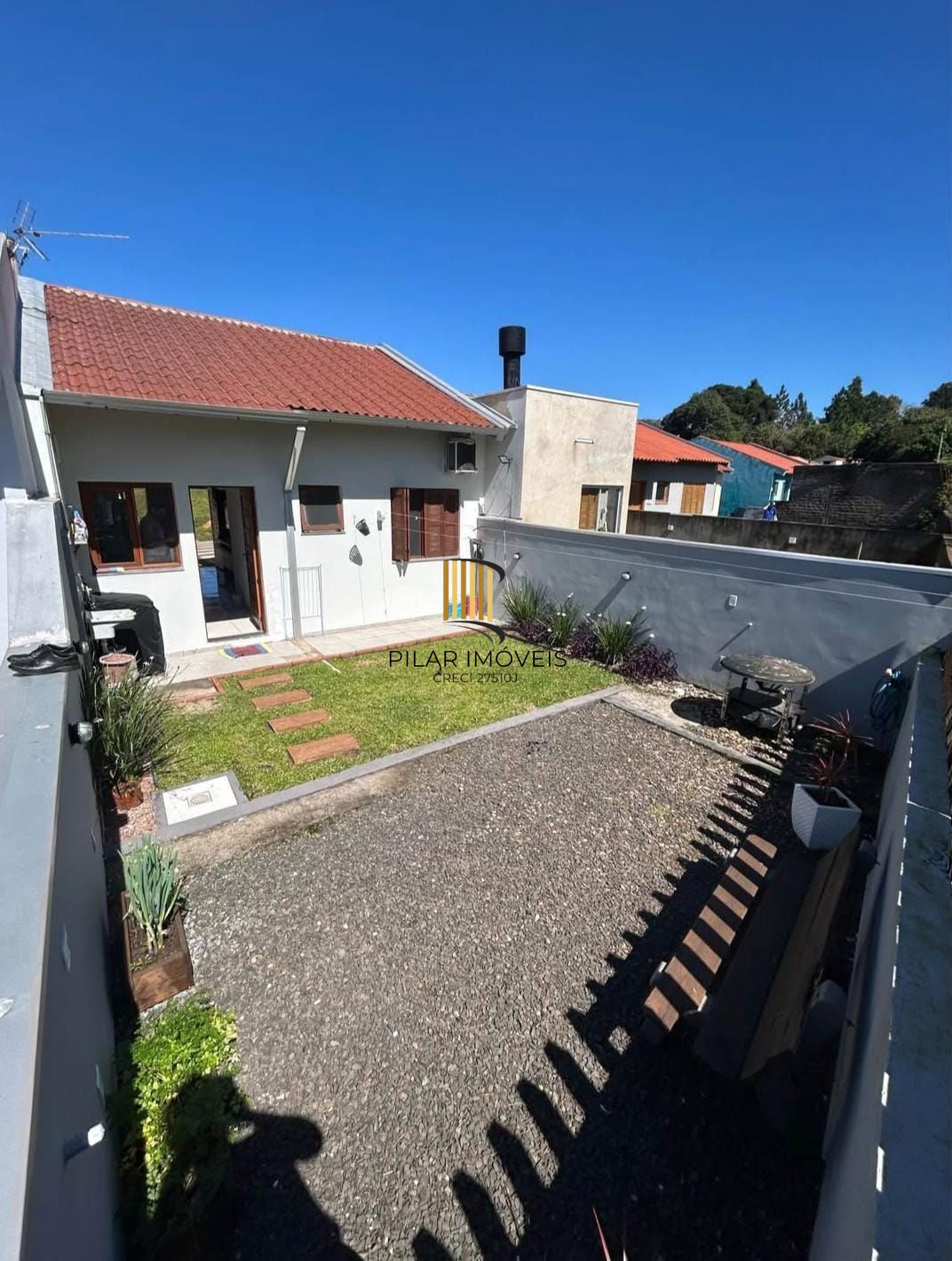 Casa 2 dormitórios no bairro Sítio Paquetá (Itacolomi)