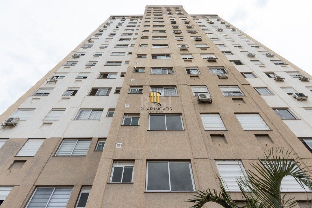 Apartamento de 2 dormitórios e vaga no Humaitá